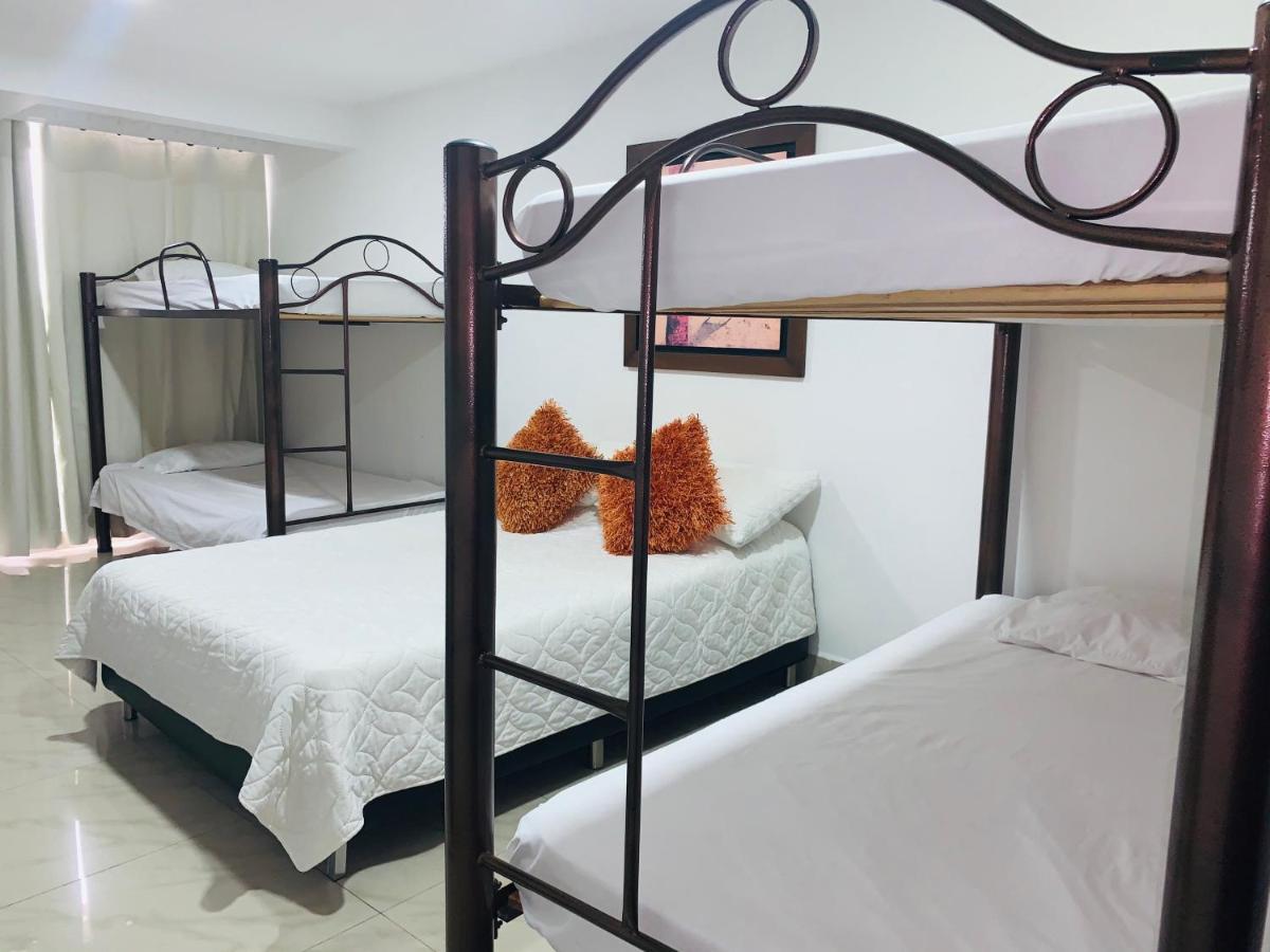 Hotel Lleras Premium #1 Μεντεγίν Εξωτερικό φωτογραφία