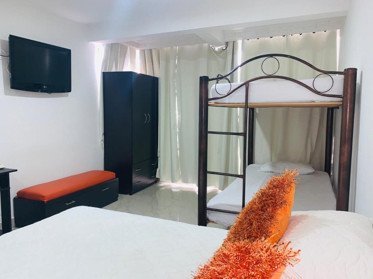 Hotel Lleras Premium #1 Μεντεγίν Εξωτερικό φωτογραφία